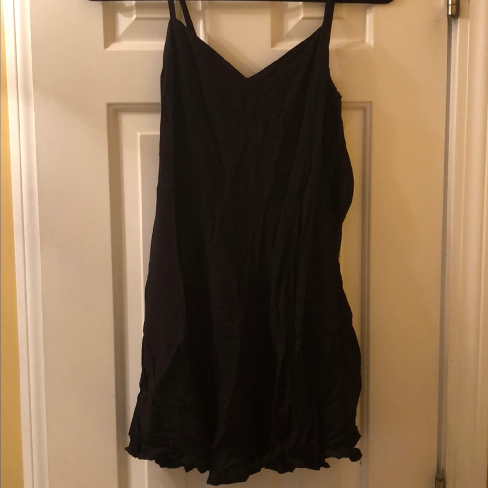 Plain black dress from Aritzia!!